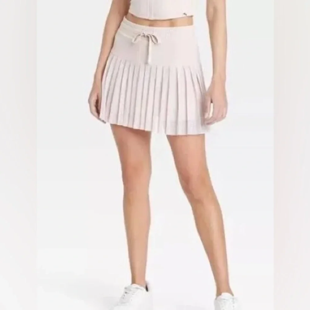 JoyLab Neutral Beige High-Rise Active Skirt Skort with Shorts - Tenniscore 🎾 - Picture 4 of 6